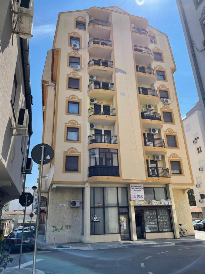 Stella Appartment Újvidék Kültér fotó