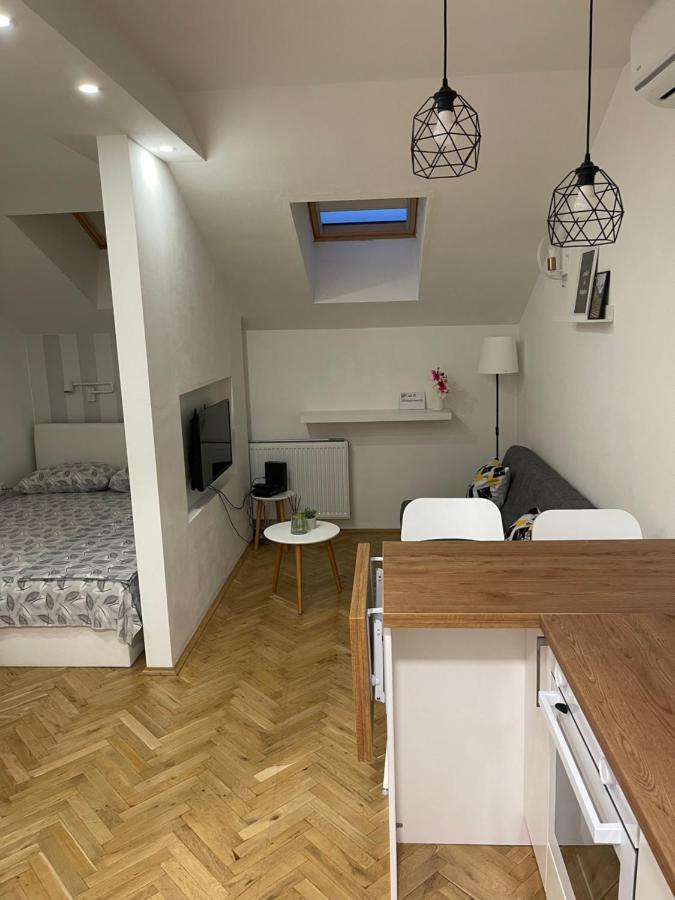 Stella Appartment Újvidék Kültér fotó