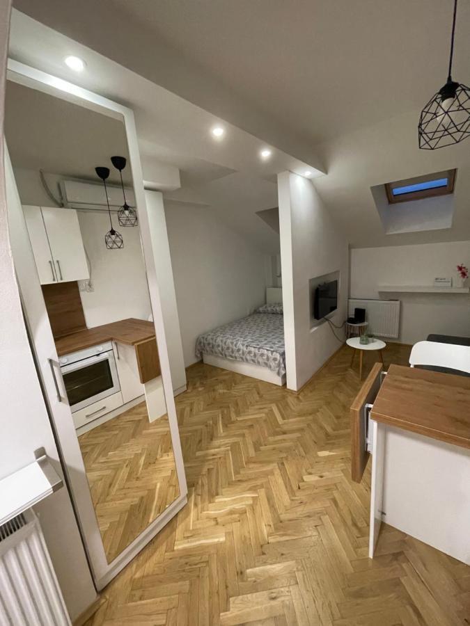 Stella Appartment Újvidék Kültér fotó