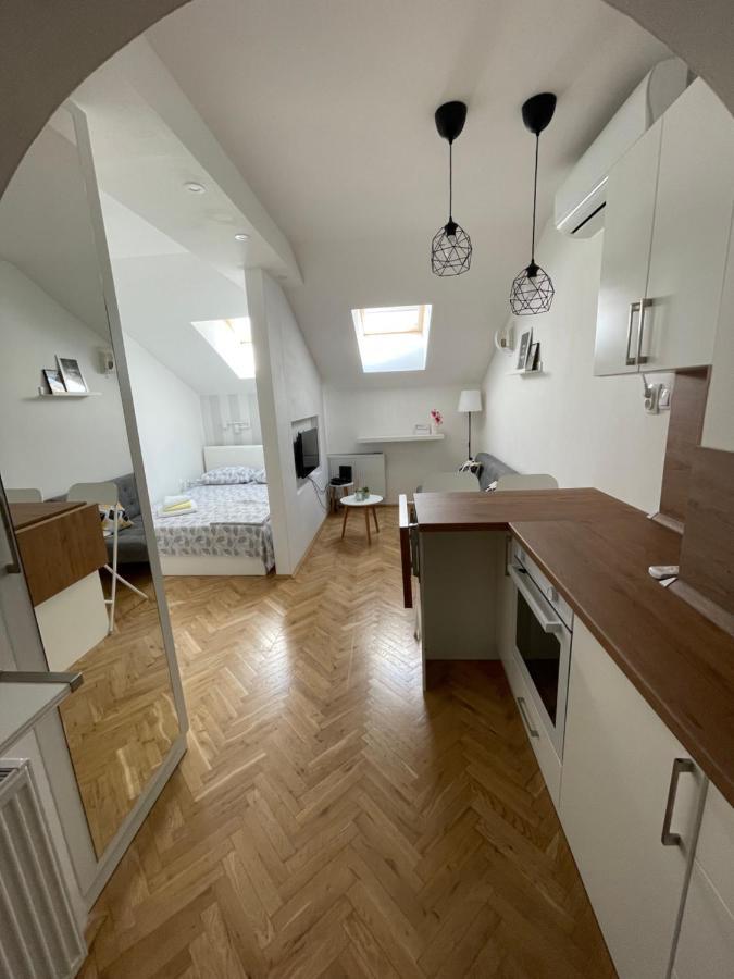 Stella Appartment Újvidék Kültér fotó
